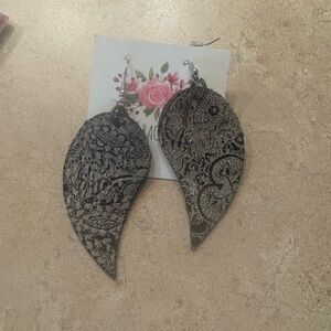 - - Averee Grace Designs Black and gold paisley earrings. Boutique